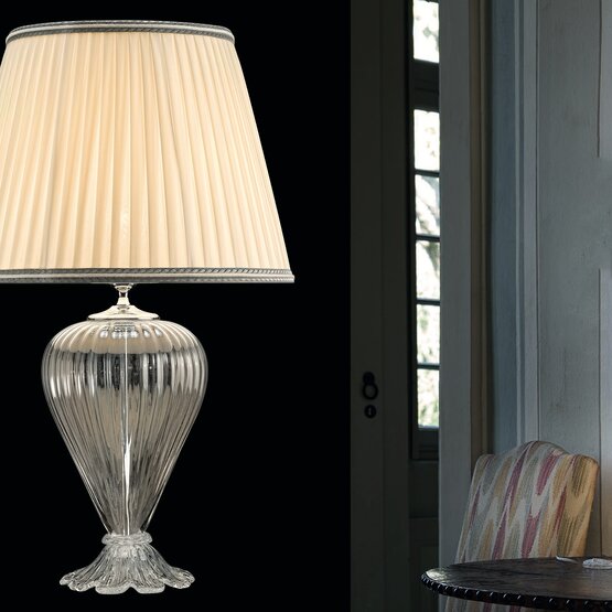 Lampes de table Teodora, Petite lampe de table en cristal