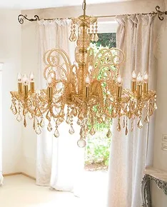 Lustre en cristal de bohème à douze lumières