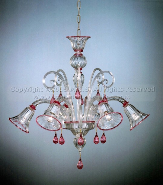 lustres de Murano série 090, Ruby lustre en cristal orné de six lumières.