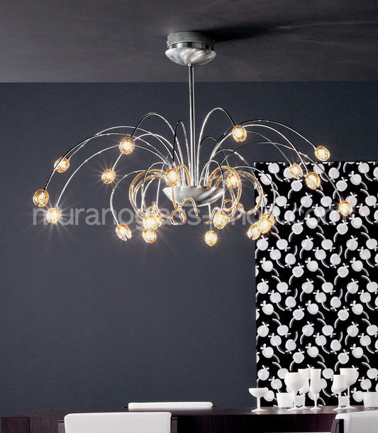 Lustres série 151, Lustre en métal avec tasses de lait blanc