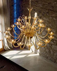 Vingt-quatre or et de lumière lustre en cristal