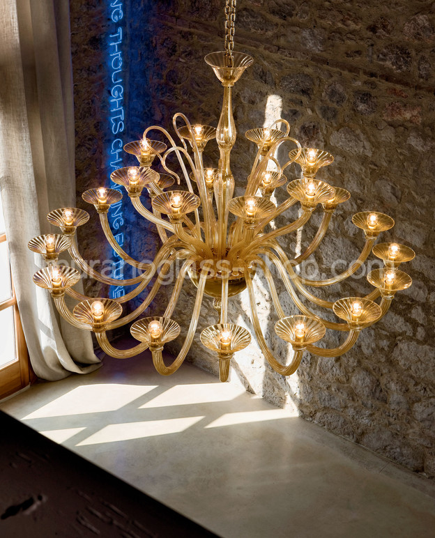 Chandelier Koons, Vingt-quatre or et de lumière lustre en cristal