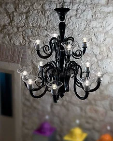 Lustre noir et cristal à neuf lumières