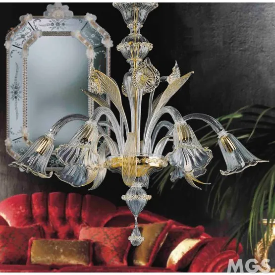 Lustgren Lustre, Lustre en cristal à cinq médailles d'or lumières