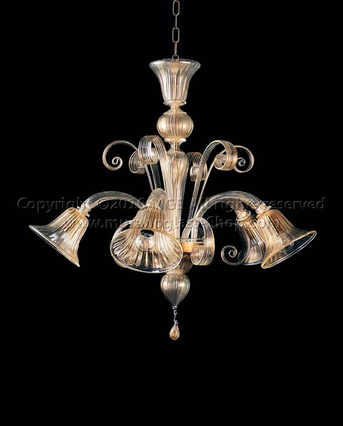 Lustre Bianconi, Tout lustre d'or à cinq lumières