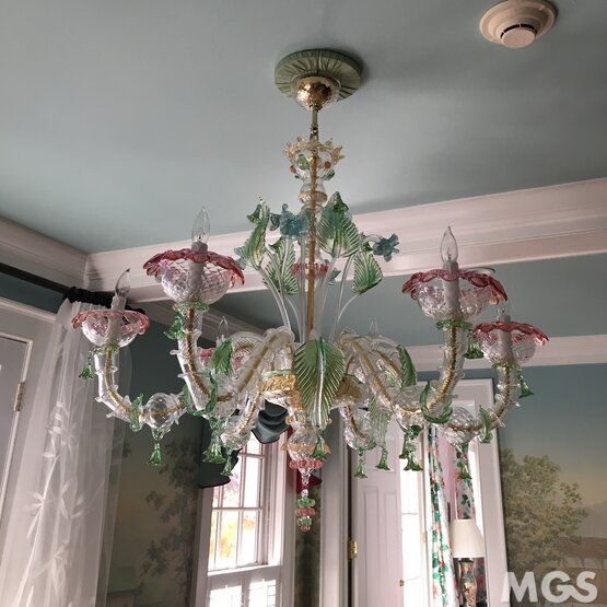 Vendramin Ca 'Rezzonico, Type Lustre Ca 'Rezzonico or cristal décoration rose et vert