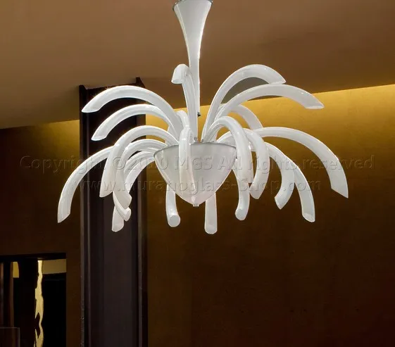 Lustres série 1202, Lustre moderne de couleur blanc lait