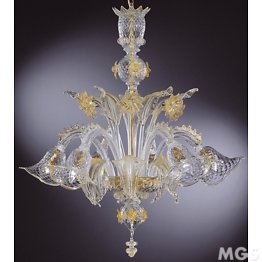 Lustre en cristal avec de l'or