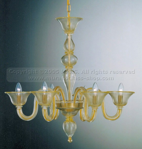 Lustres série 436, Lustre en cristal décoré avec or 24 carats avec six lumières.