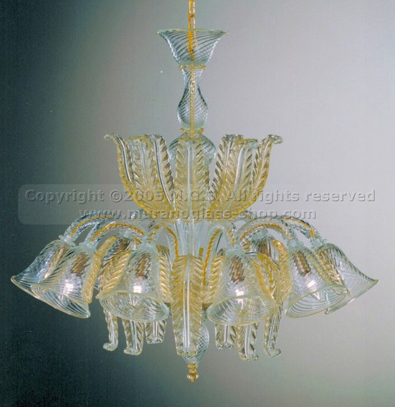 Lustres série 432, Baloton lustre en cristal décoré avec or 24 carats dans huit lumières.