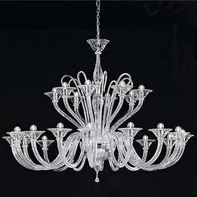 Vingt-quatre feux cristal de lustre