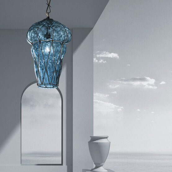 Lanterne Tiepolo, Lanterne vénitienne en cristal avec des finitions en acier brut