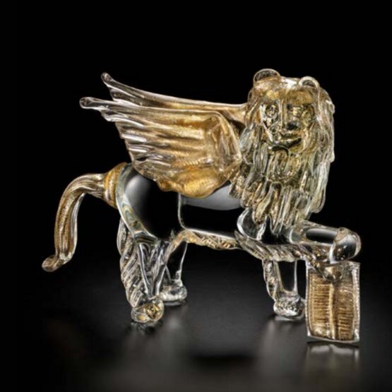 Winged lion, Lion ailé en cristal et or