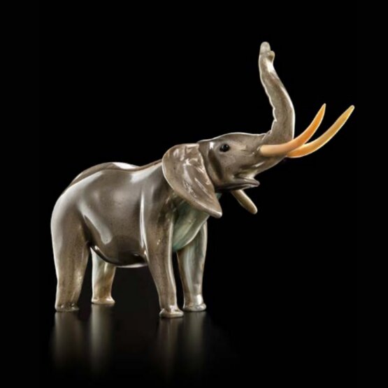 l'éléphant, Éléphant gris brillant