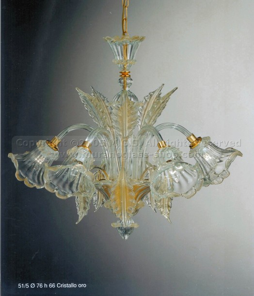 Lustre 51, Décoration or Lustre à cinq lumières.