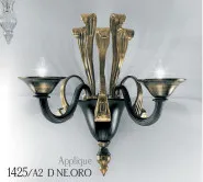 Applique avec deux lumières, noir et or 24 carats, métal doré.