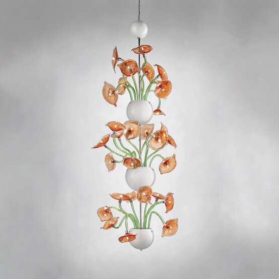 Lustre hibiscus, Lustre Hibiscus à 29 lumières sur trois niveaux