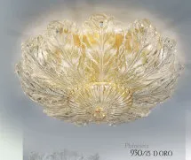 Plafonnier avec des feuilles de cristal